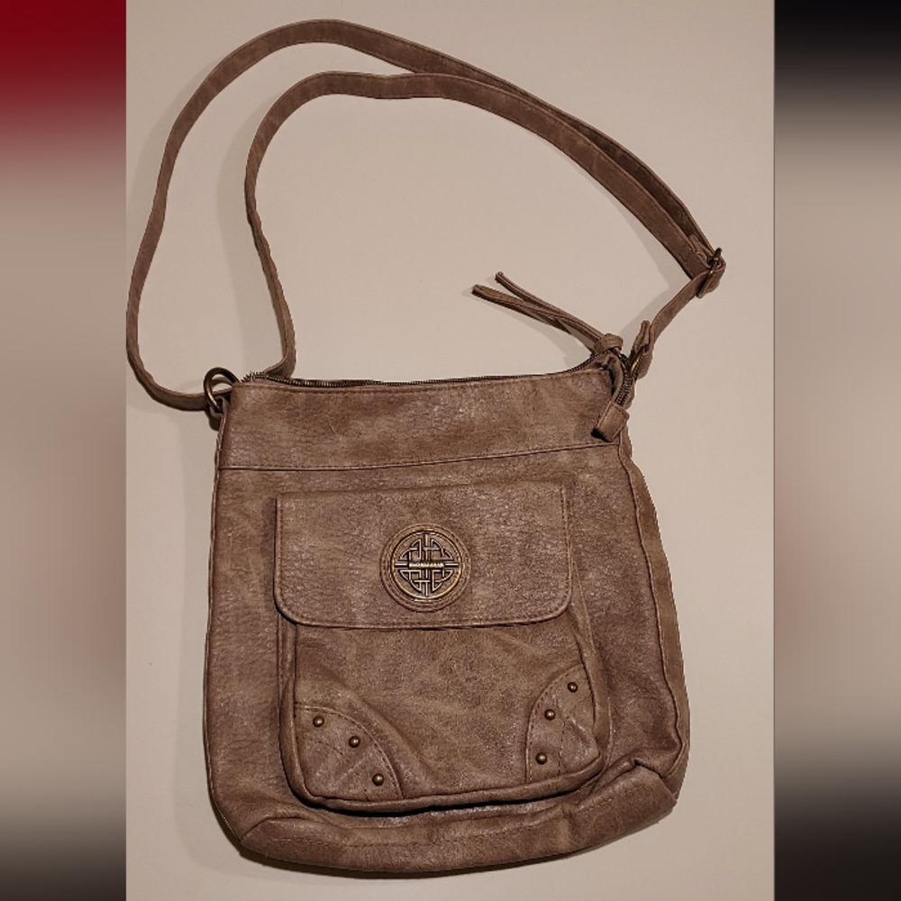 Stone & Co Adjustable Shoulder Bag